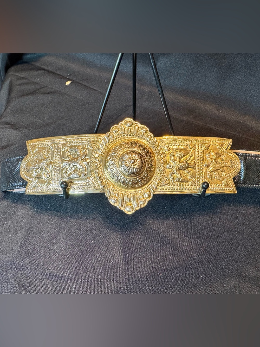 VINTAGE Alexis Kirk Massive Etruscan Gold Buckle Belt (c. 1980s)
